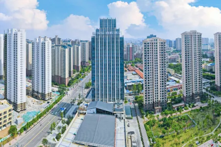 Xiangyang Guotou Jiayue Hotel Отели рядом с достопримечательностью «Xiangyang Park»