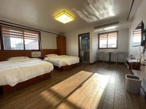 Xinghua Yinuo Homestay