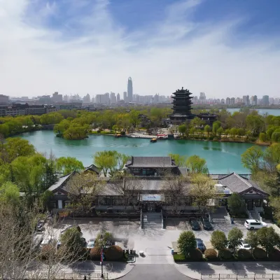 Shangquan Lishe (Ji'nan Daminghu Scenic Area) Отели рядом с достопримечательностью «Озеро Дамин»
