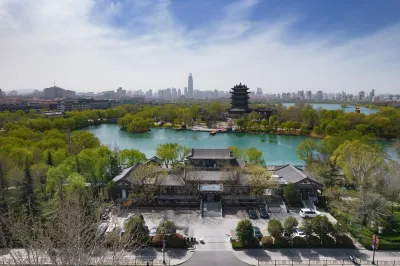 Shangquan Lishe (Ji'nan Daminghu Scenic Area) Hotel in zona Mingchangzhong Pavilion