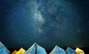 Dunhuang Louming House - Desert Luxury Starry Sky Camp