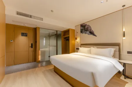 Elong R.YUN Hotel (Nanjing Railway Station Hongshan Zoo) Отели рядом с достопримечательностью «Railway Gymnasium»