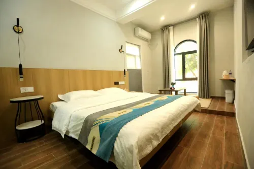 Yuanmouren World Park Yunshang No.18 Homestay Hotels in Yuanmou