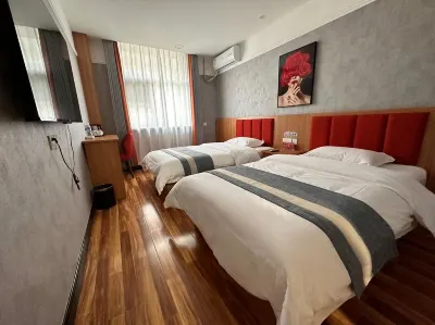 Ren Nixing Hotel (Beijing South Railway Station Tiantan South Gate) Hotels in 