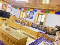 Danba Gadawangjing Homestay