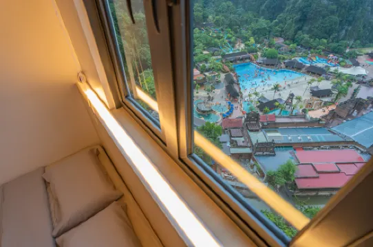 Ipoh Tambun Lost World Sunway Onsen Luna Suite