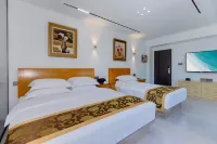 Haizhong Hotel (Sanya Bay Coconut Dream Corridor)