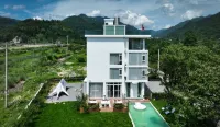 Nanxi River Gate · Xishe Homestay