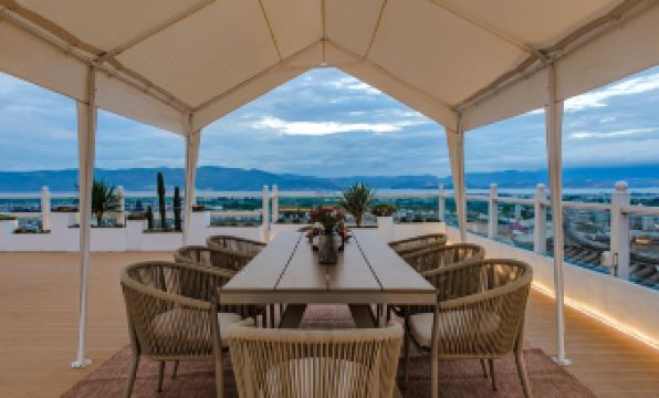 Dali Manbu Cang'er Inn (South Gate of the Ancient City)