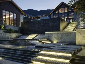 clouds villa