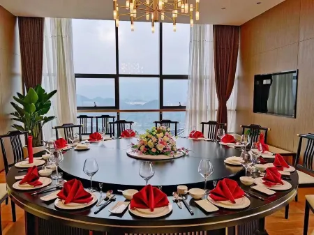 Duyun Lvyunyuan Homestay Отели рядом с достопримечательностью «Duyun Garden Expo Park»