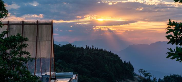 Yunfuli Cliff Hotel, Qili Pingye Luxury Hotel Ξενοδοχεία στην πόλη Χονγκία