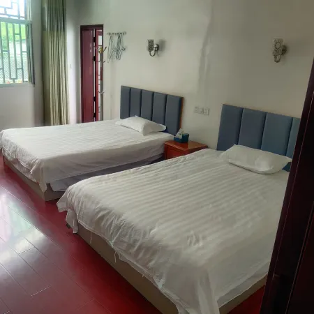 Chengbu Yulong Hotel Отели в г. Ченбу