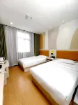 Zhengyu Hotel (Nanyang Railway Station Xinhua City Plaza) - Parkplatz
