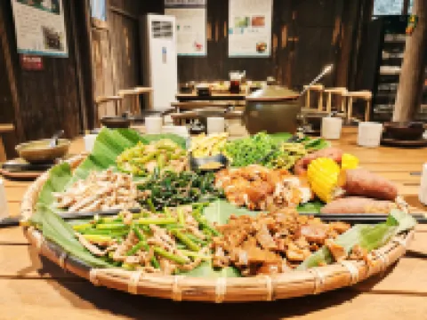 Faxian Nonggang Resort Art Guesthouse