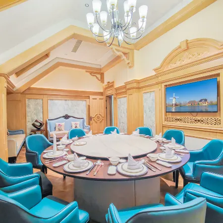 Lake Roli Resort