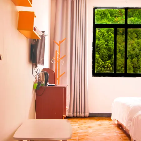 Zega Relatives Hotel