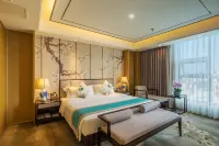 Jintian Hotel (Qionglai Dingsheng Times Plaza) - parking