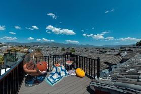 Pingju Scenic Inn (The Old Town of Lijiang Sifang Street)