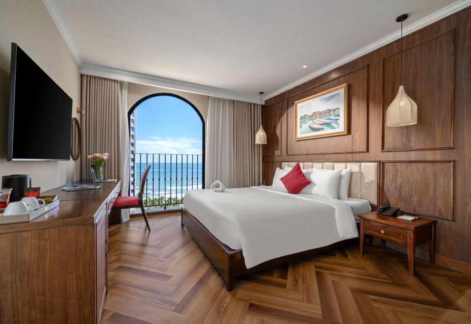 Luxury Hotel DanangOver view