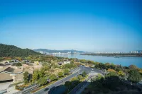 Hangzhou Fuyang Wanli Hotel (Fuchunshan Pavilion) Отели рядом с достопримечательностью «Yangbu Lake»