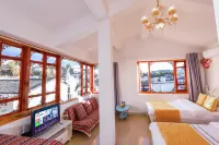 Yaxinju Inn - Bãi đậu xe