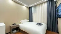 Tumai Kaili Hotel - Airport Shuttle