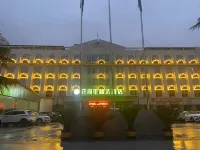 huayuanlijingxuanjiudian Hotels near Nanyang Normal University Gymnasium