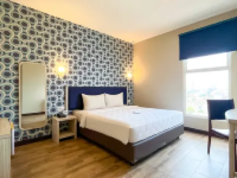 Hotel 88 Kedungsari - Kedungdoro by WH Hotels in Tegalsari