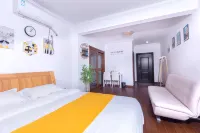 Dongfang Haiyun Apartment - 2 ดาว