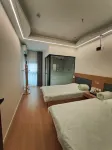 Heyue Yunxi Hotel (Wanghong Wall)