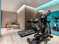 Holiday Inn Express SHANGHAI CHANGFENG PARK by IHG Hotels near Putuo