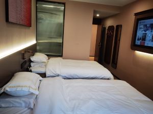 Weige Hostel (Fuzhou Sanfang Qixiang)