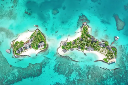 Cheval Blanc Randheli Maldives - Pools