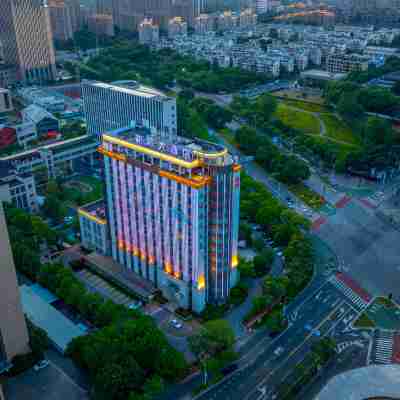 衢州柏麗大飯店(吾悅廣場市政府店) Hotel Exterior
