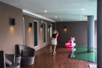 The Violin Sriracha - Pools