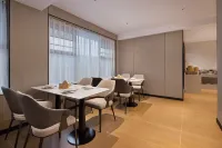 OKDAY Hotel (Yueyang Tower, Yueyang) - พร้อมอาหารเช้า