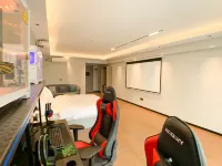 Maple Leaf E-sports Hotel (Kunming Railway Station)