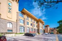 Zhangjiakou Tangyin Hot Spring Holiday Hotel - Parking
