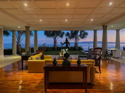 Raaga Samudra Villa Hotels in Padang Bay