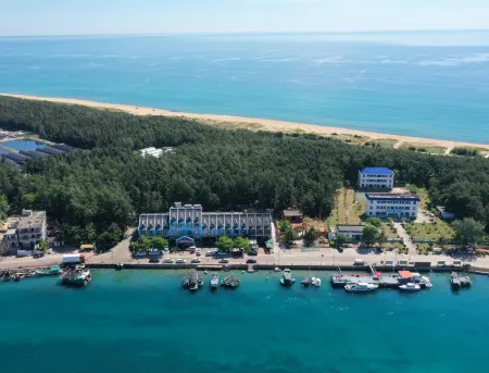 Huaqi Villa · Longzhizhou Ocean Homestay