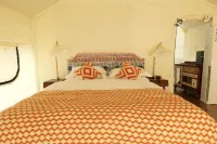 AZALEA Hotels in Shicheng County