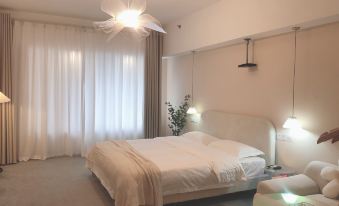 Wuhan Licheng Qingshe Movie Hotel