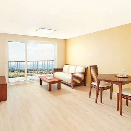 Hanwha Resort Jeju Отели рядом с достопримечательностью «Парк аттракционов «Эколенд»»