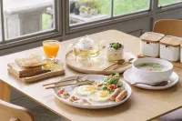 Villa La Flora Kanchanaburi - breakfast