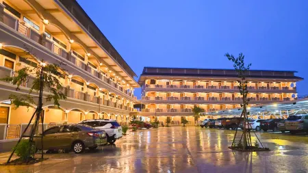 Capital O 75521 Sang Siri Apartment Отели в г. Mueang Samut Songkhram