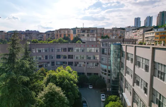 仁懷天豪商務酒店（市政府國貿購物中心店）