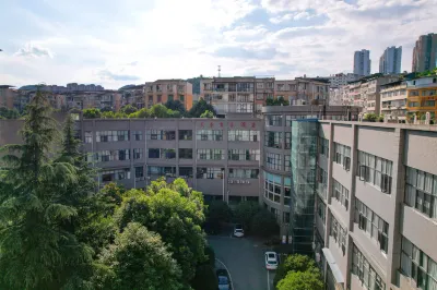 Tianhao Business Hotel Hotels in Zunyi Maotai Airport