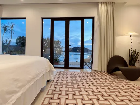 Suzhou BAY Chunhuiwan Homestay Отели рядом с достопримечательностью «Zhili Ancient Village»