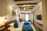 Moganshan Queen Hotel (inside Moganshan Scenic Area) - balcón